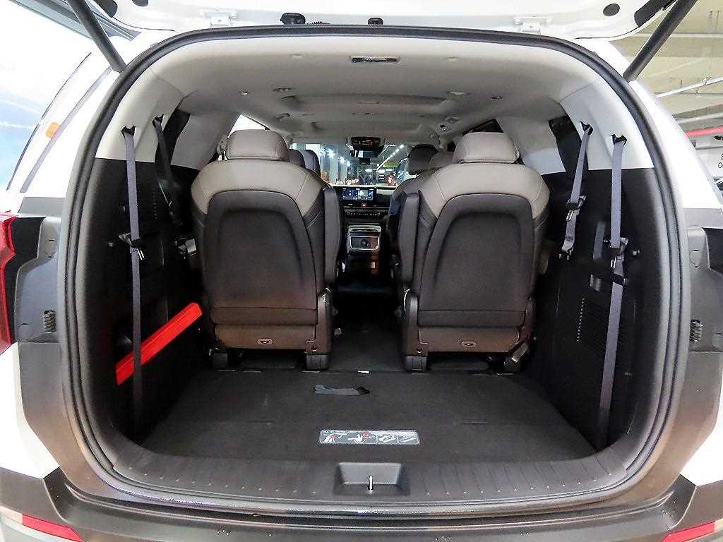 KIA Carnival 2024 Blanco - Importación desde Corea - HF Imports Iquique - Foto 18
