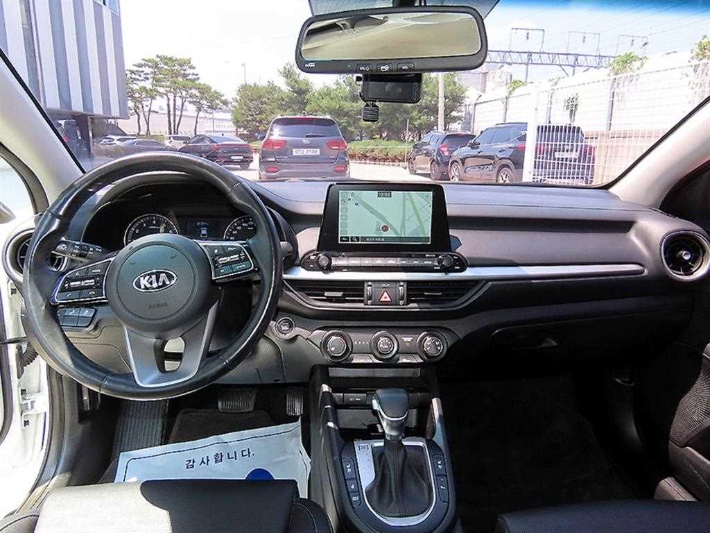 KIA K3 - Vista 9