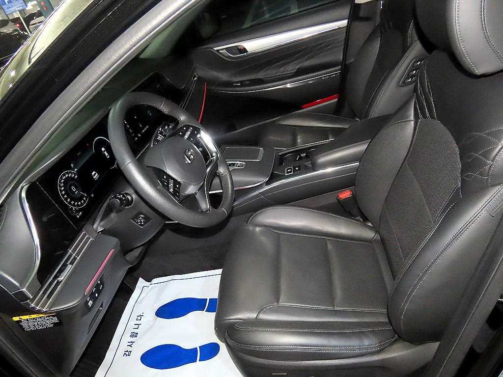 HYUNDAI Grandeur - Vista 8