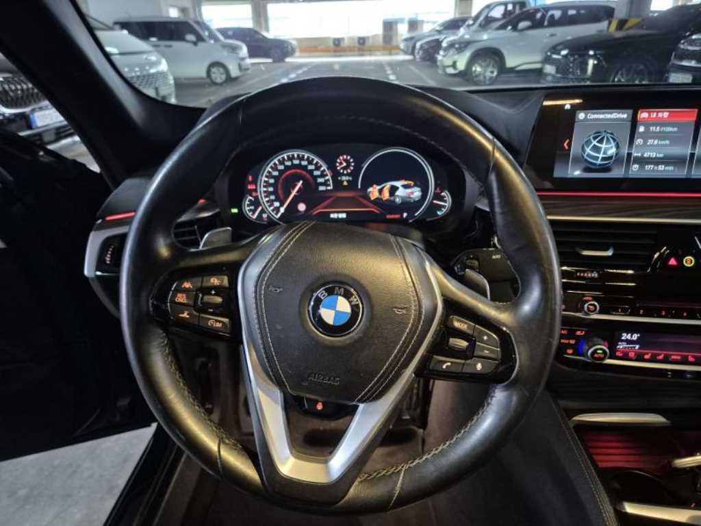 BMW 5 Series - Vista 11