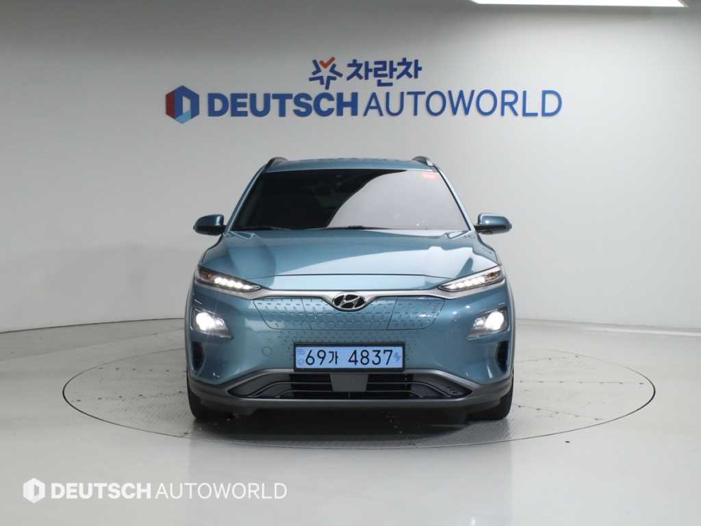 HYUNDAI Kona - Vista 3