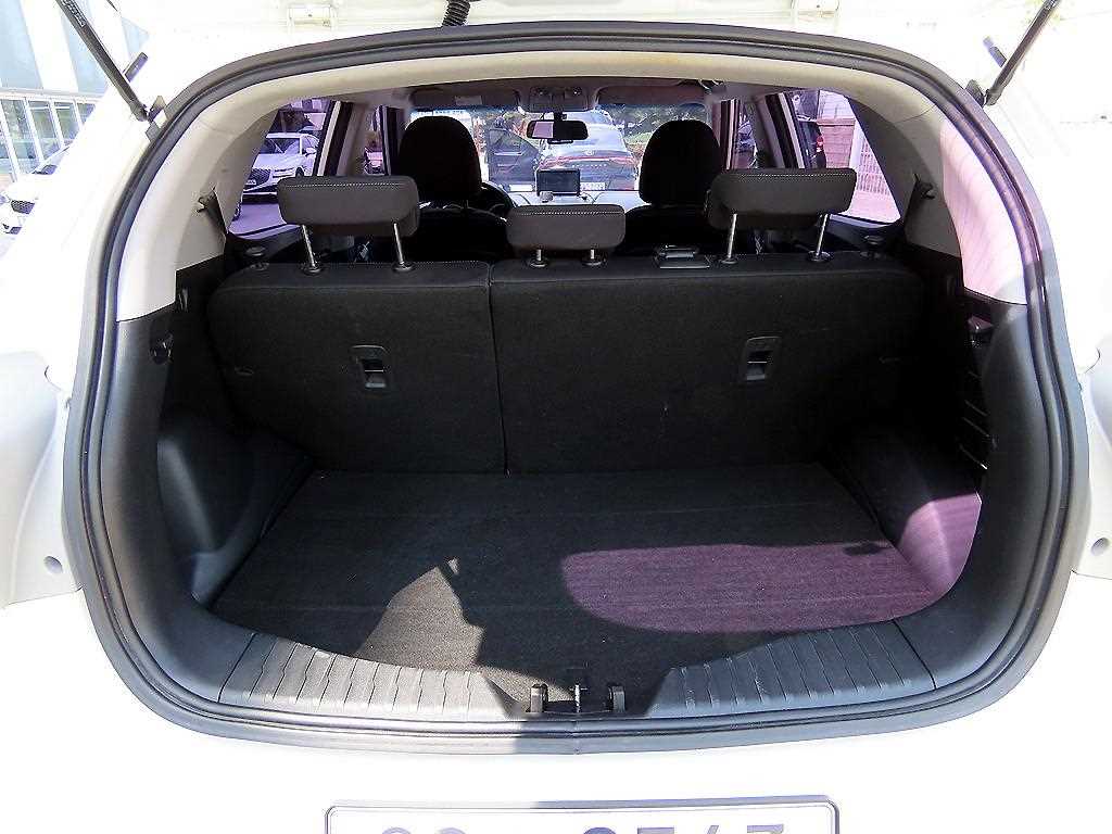 Ssangyong Tivoli 2016 Blanco - Importación desde Corea - HF Imports Iquique - Foto 19