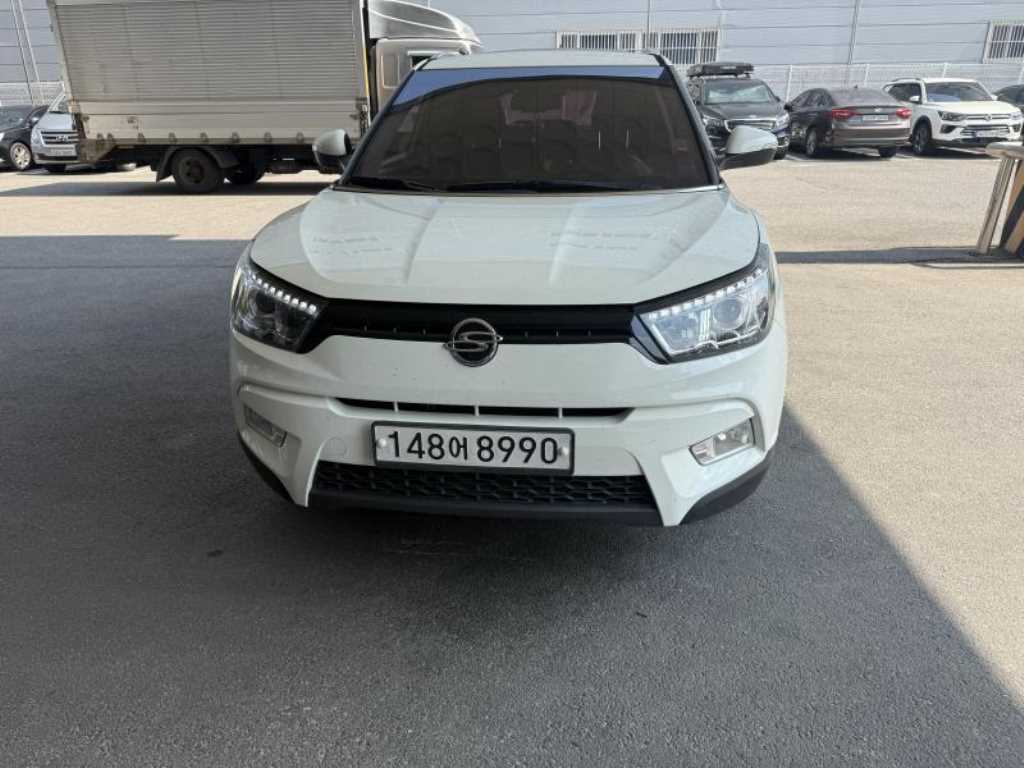 Ssangyong Tivoli 2015 - Importación desde Corea - HF Imports Iquique - Foto 1