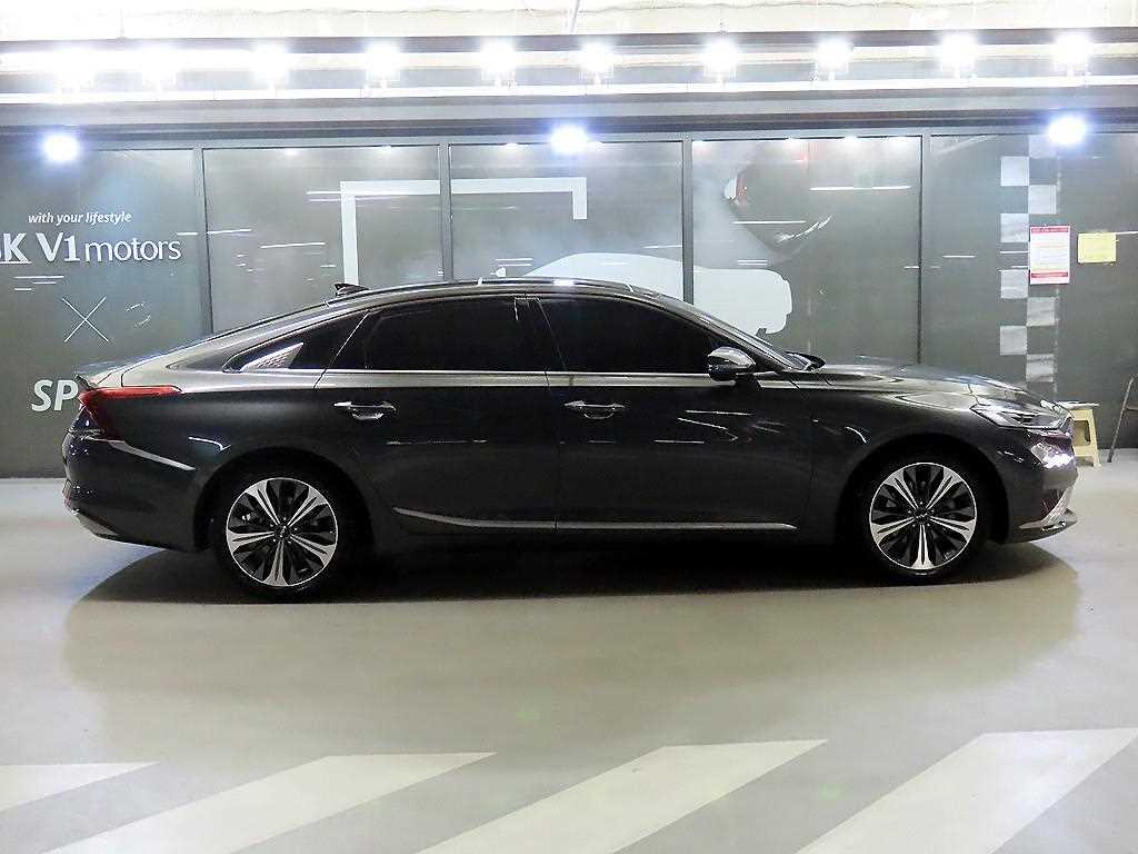 KIA K8 - Vista 3
