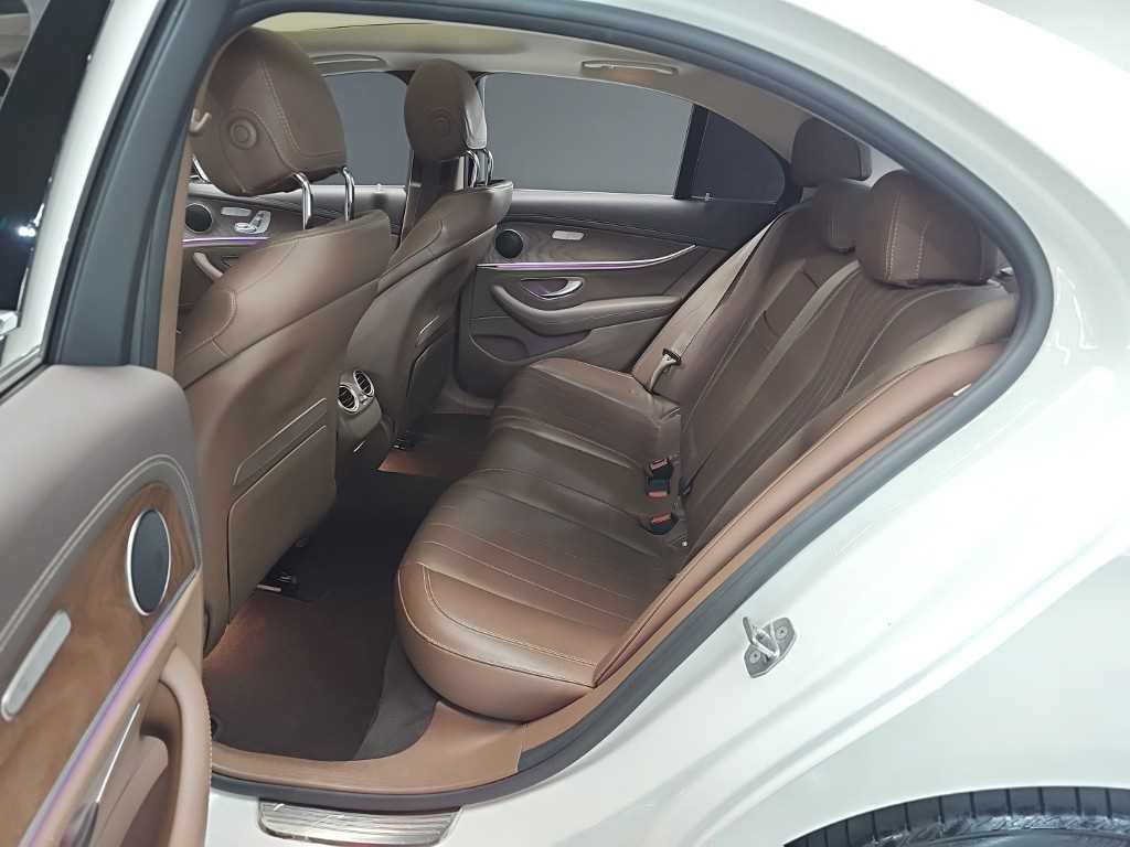 Mercedes Benz E class 2016 Blanco - Importación desde Corea - HF Imports Iquique - Foto 14