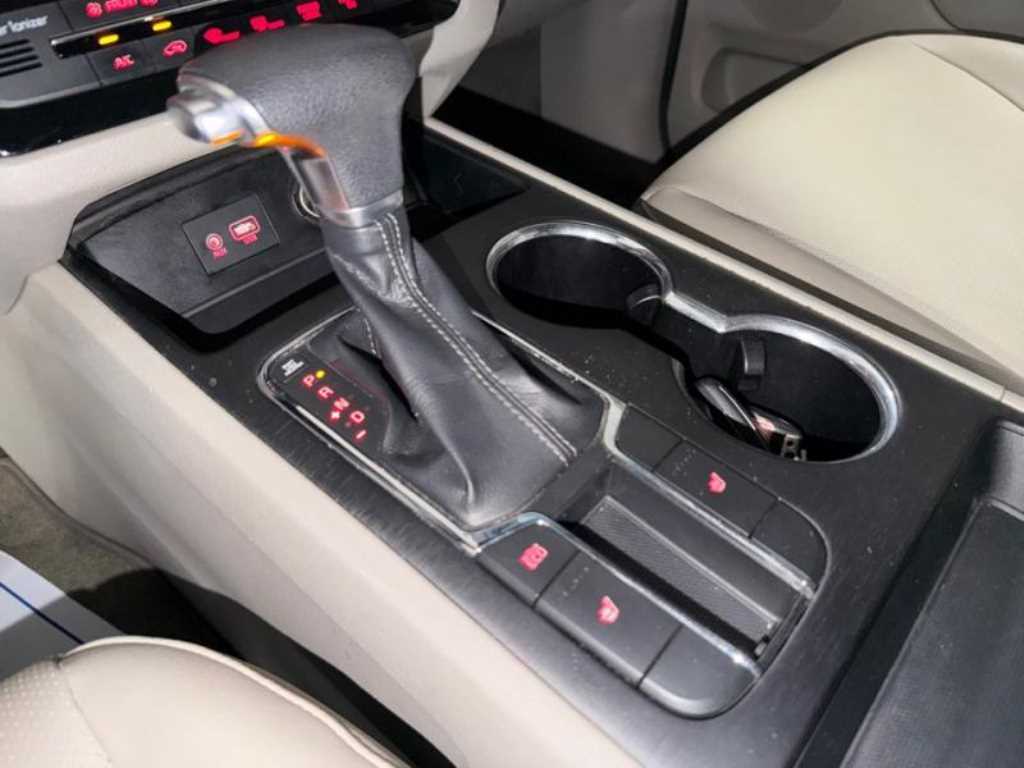KIA Carnival 2018 Blanco - Importación desde Corea - HF Imports Iquique - Foto 14