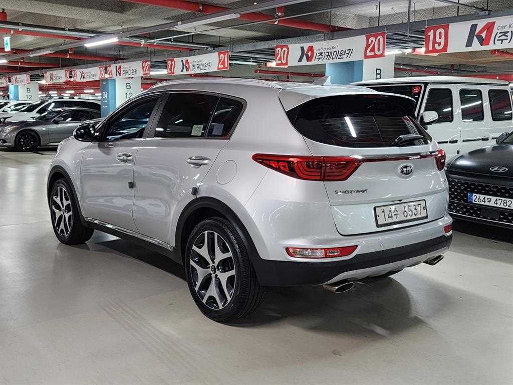 KIA Sportage - Vista 6