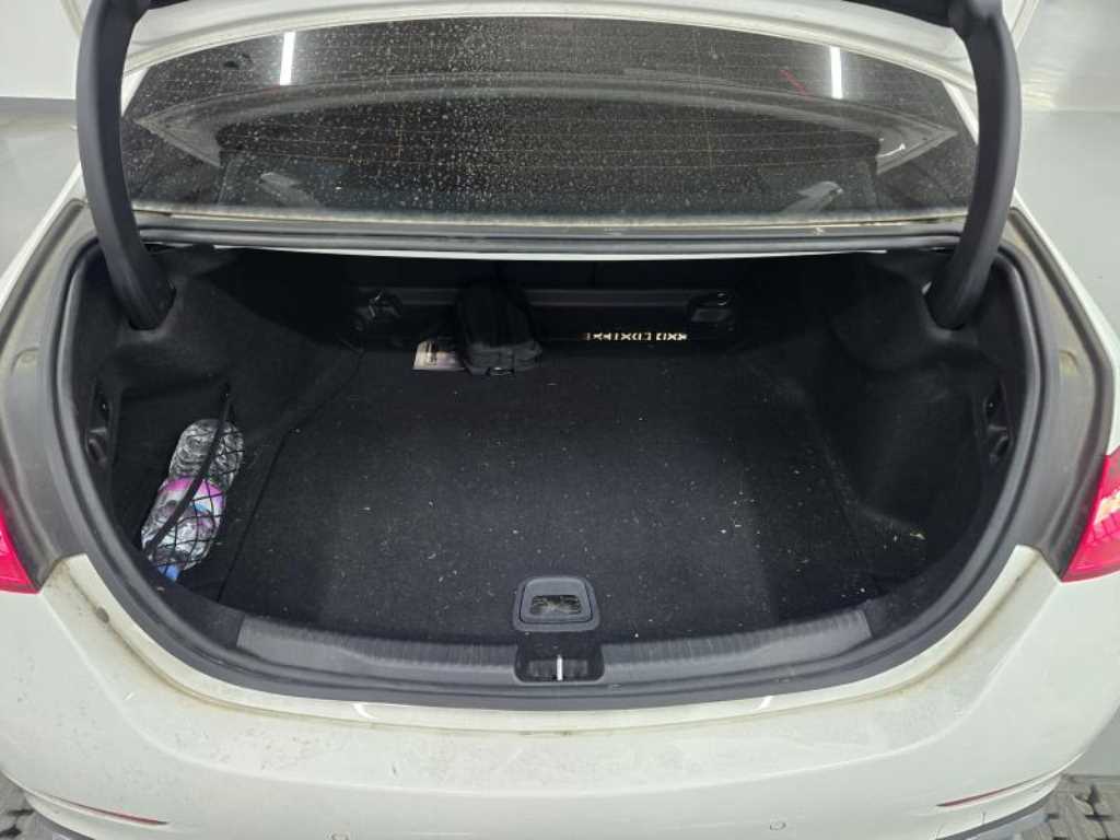 Mercedes Benz C Class 2023 Blanco - Importación desde Corea - HF Imports Iquique - Foto 18