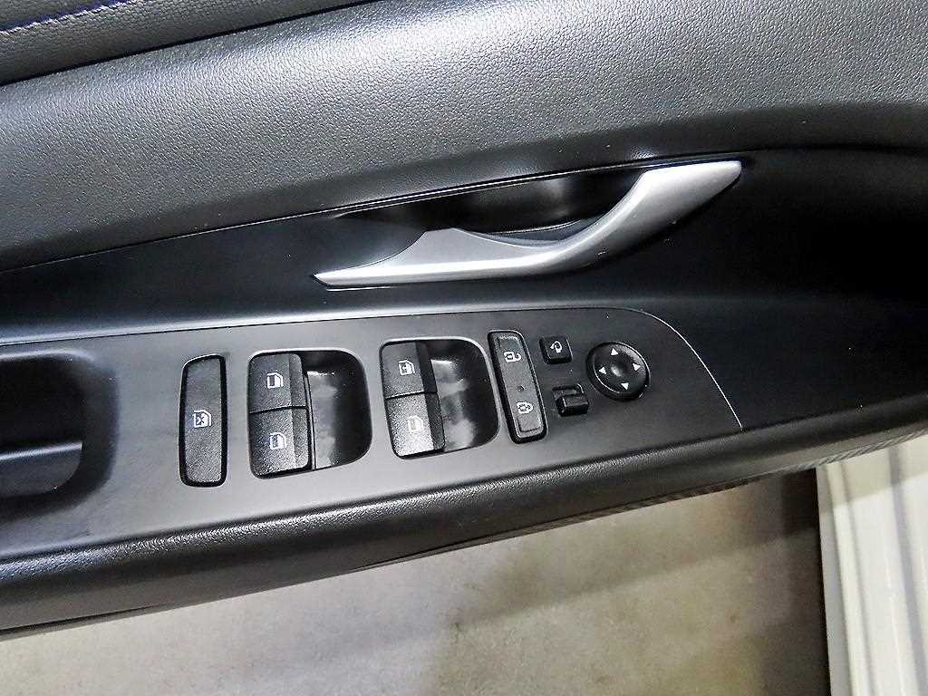 HYUNDAI Avante 2020 Blanco - Importación desde Corea - HF Imports Iquique - Foto 15