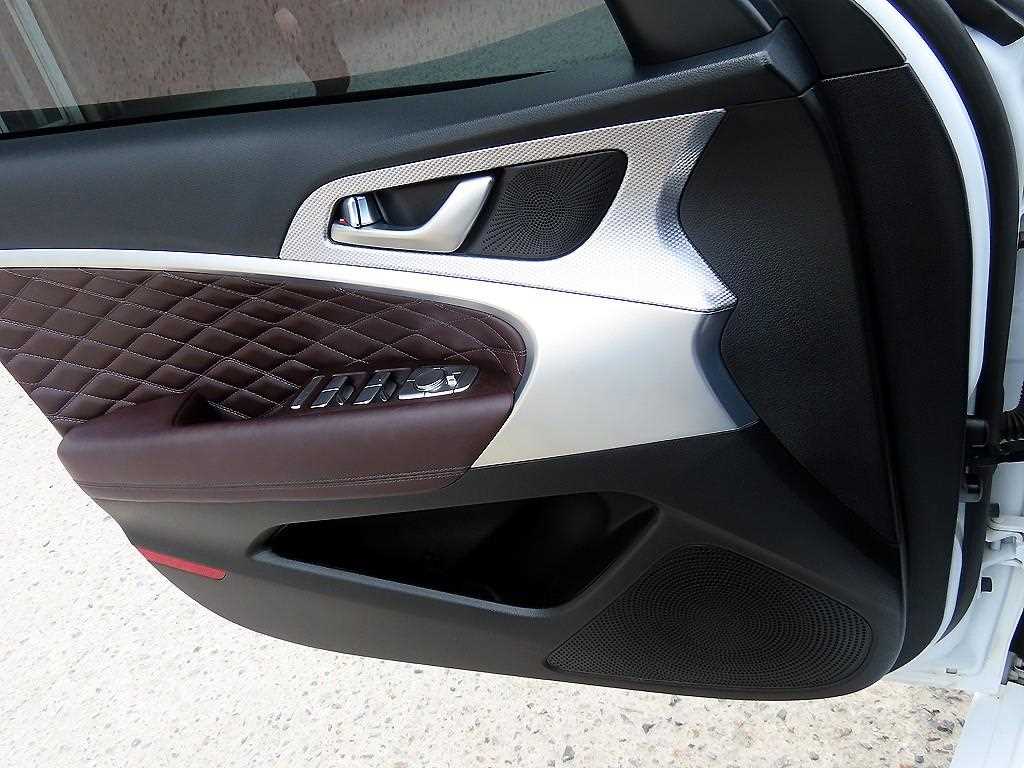 Genesis G70 2023 Blanco - Importación desde Corea - HF Imports Iquique - Foto 14