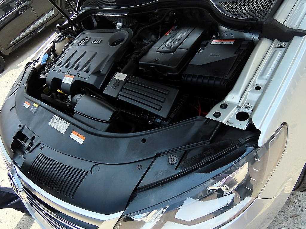 Volkswagen CC 2013 Plateado - Importación desde Corea - HF Imports Iquique - Foto 20