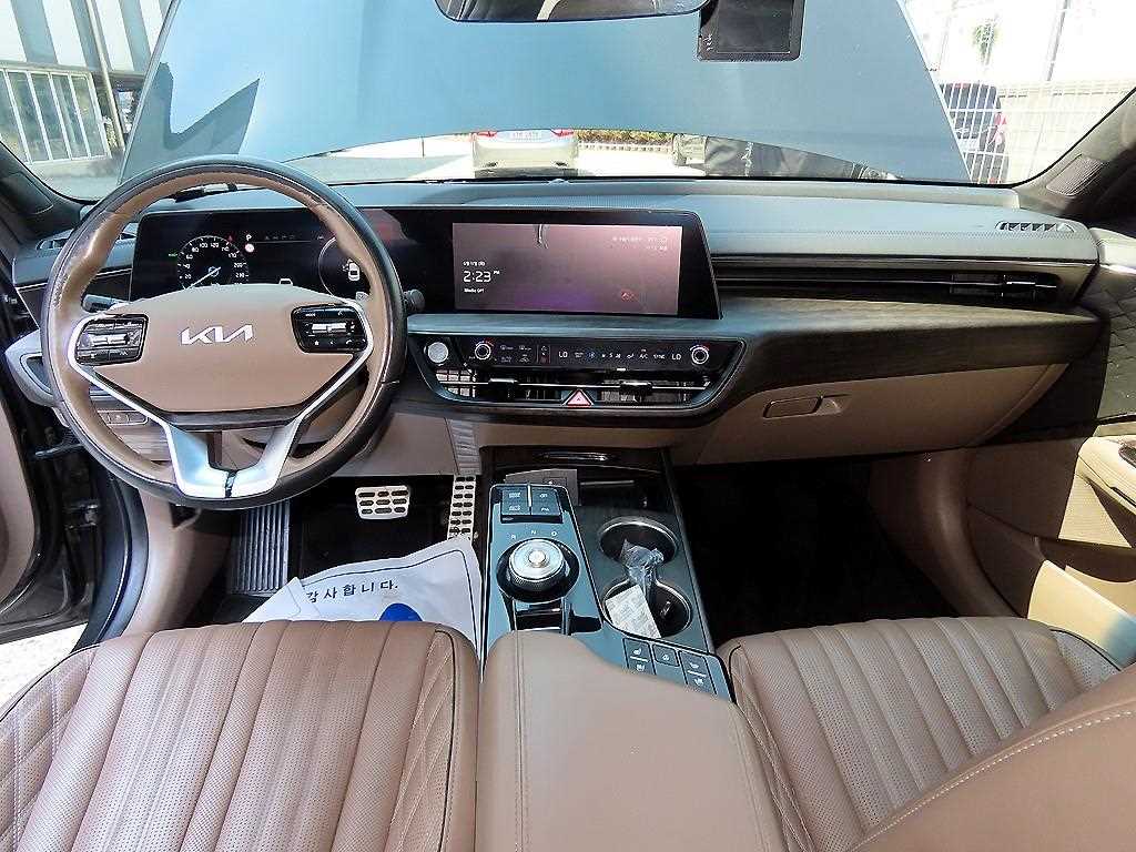 KIA K8 - Vista 9