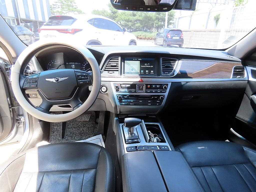 Genesis G80 - Vista 7