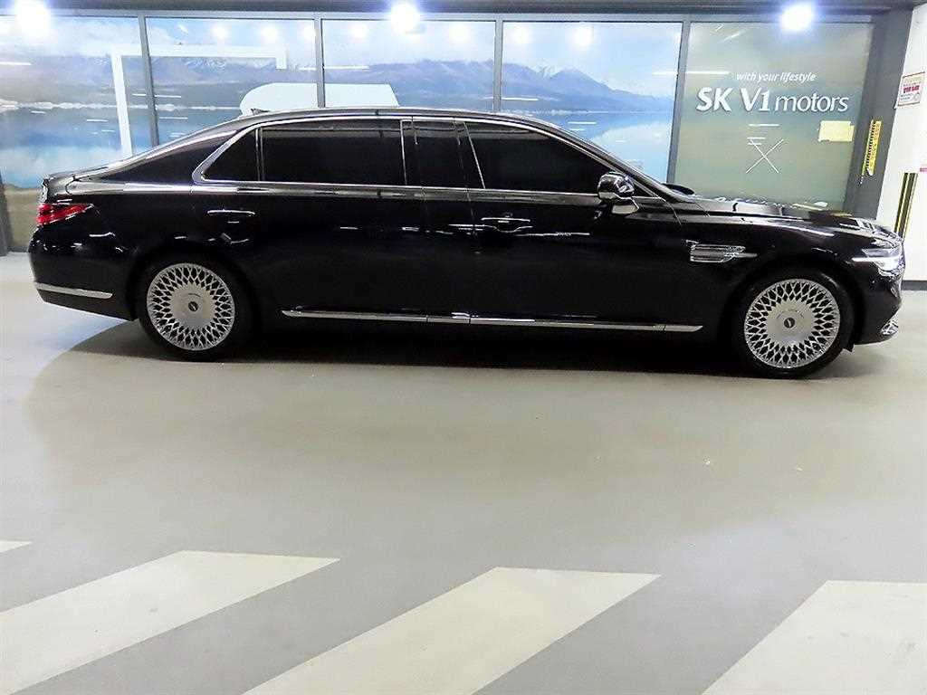Genesis G90 - Vista 3