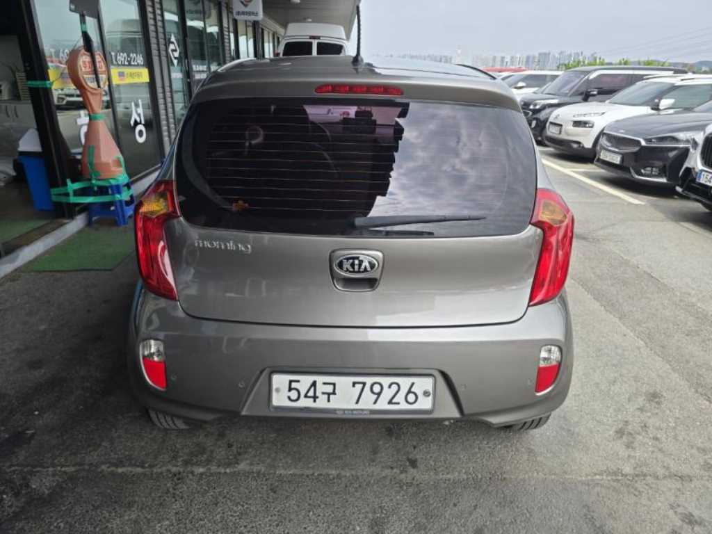 KIA Morning - Vista 6
