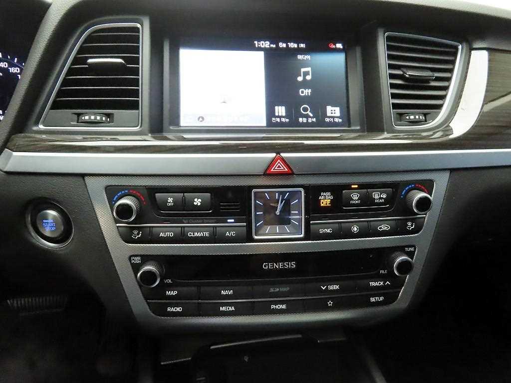 Genesis G80 - Vista 11