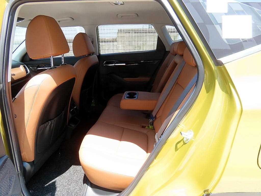 KIA Seltos - Vista 6