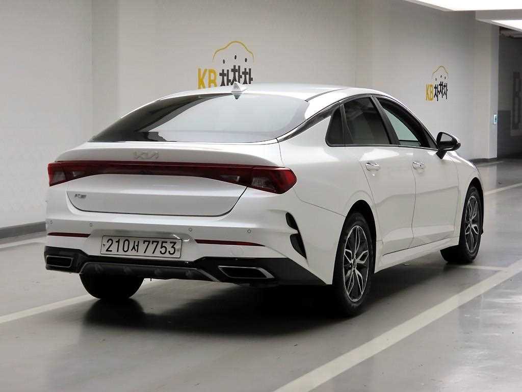 KIA K5 - Vista 6