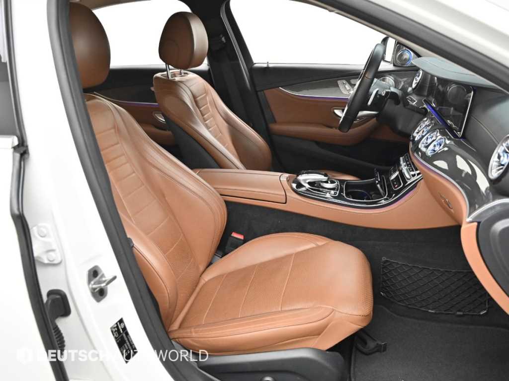 Mercedes Benz E class - Vista 11