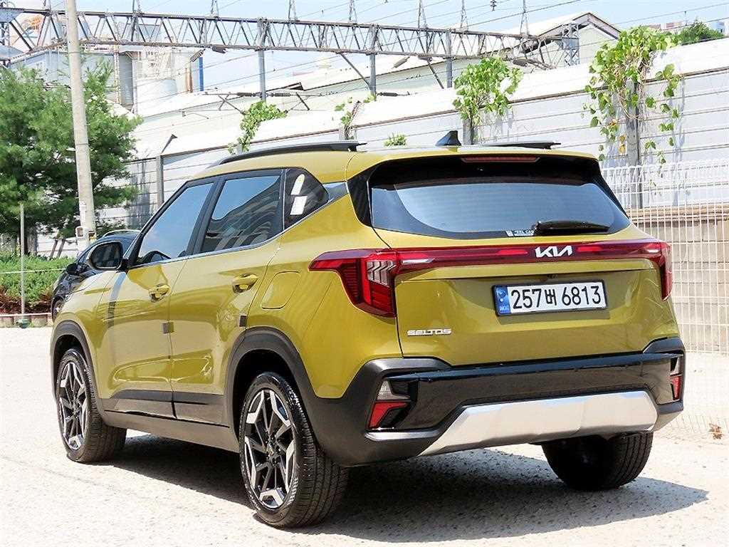 KIA Seltos - Vista 3