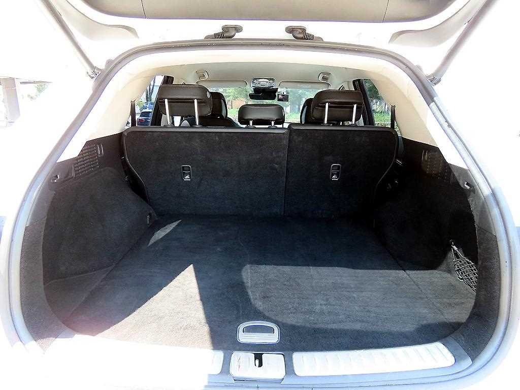 Genesis GV70 2022 Blanco - Importación desde Corea - HF Imports Iquique - Foto 18