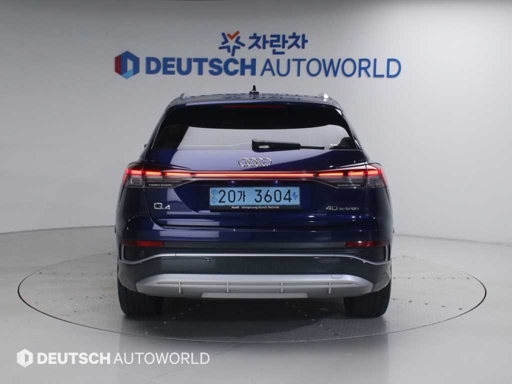 Audi Q4 - Vista 6