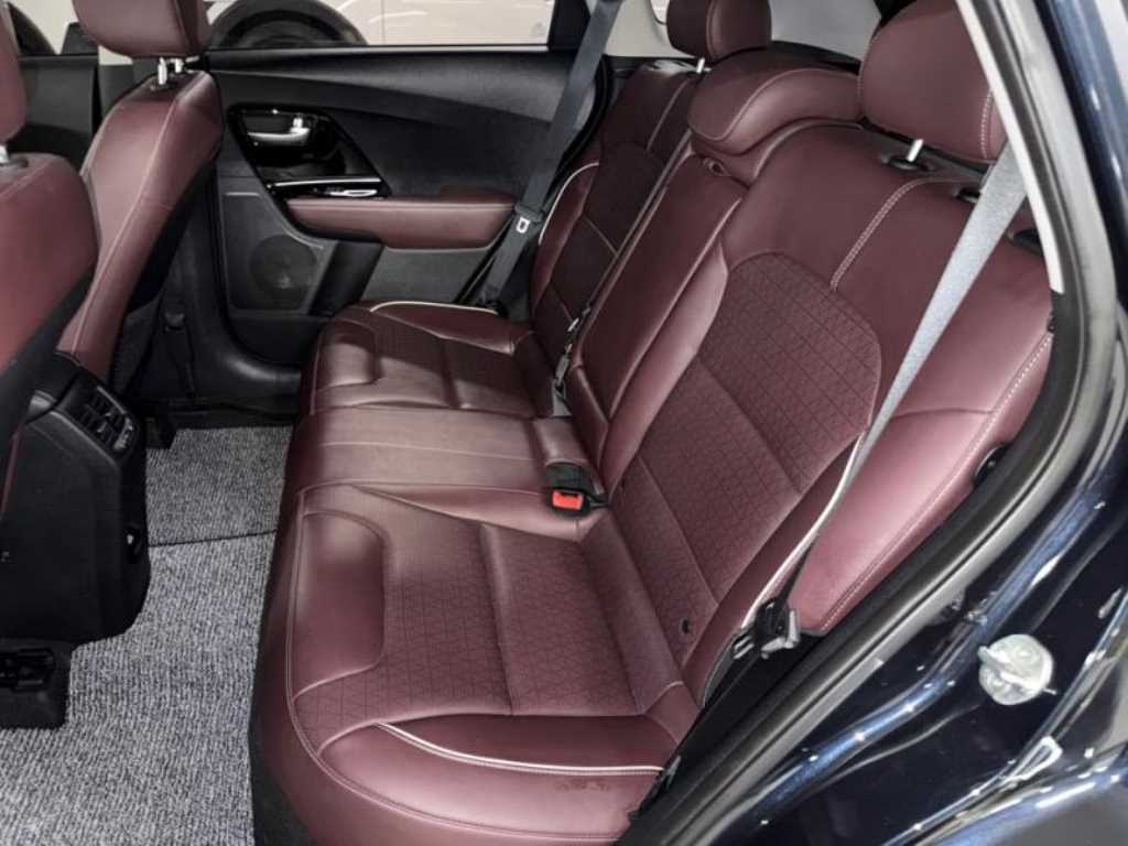 KIA Niro - Vista 9