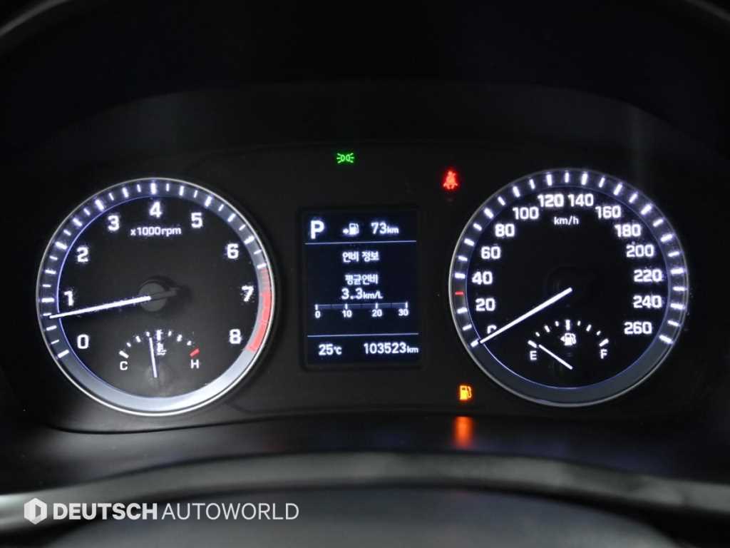 HYUNDAI Sonata - Vista 10