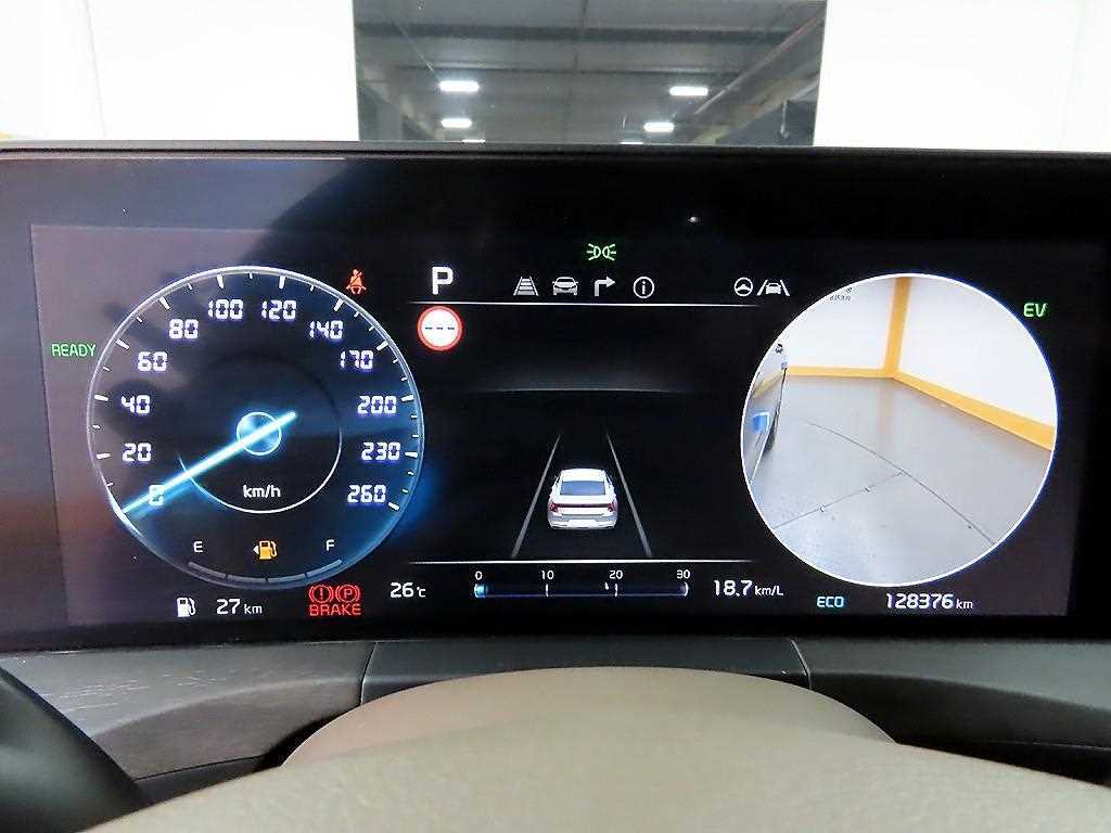 KIA K8 - Vista 10