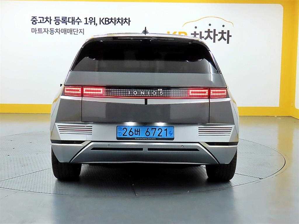 HYUNDAI Ioniq 5 - Vista 3