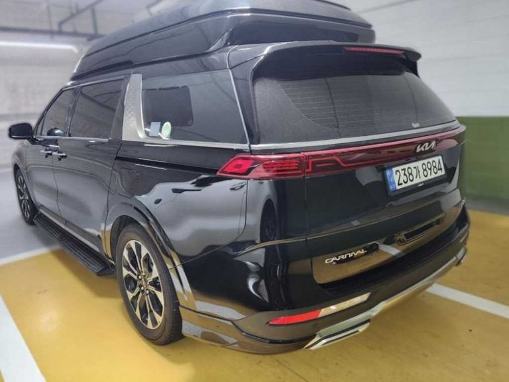 KIA Carnival - Vista 4