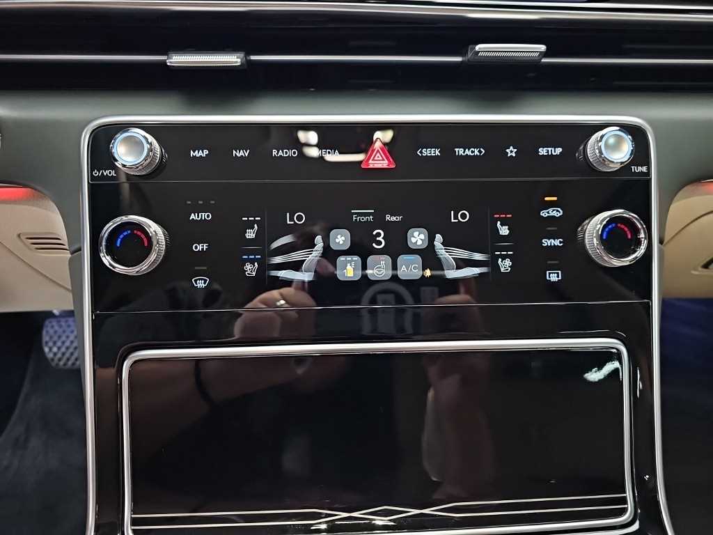 Genesis GV80 - Vista 12