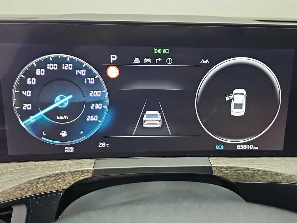 KIA K8 - Vista 8