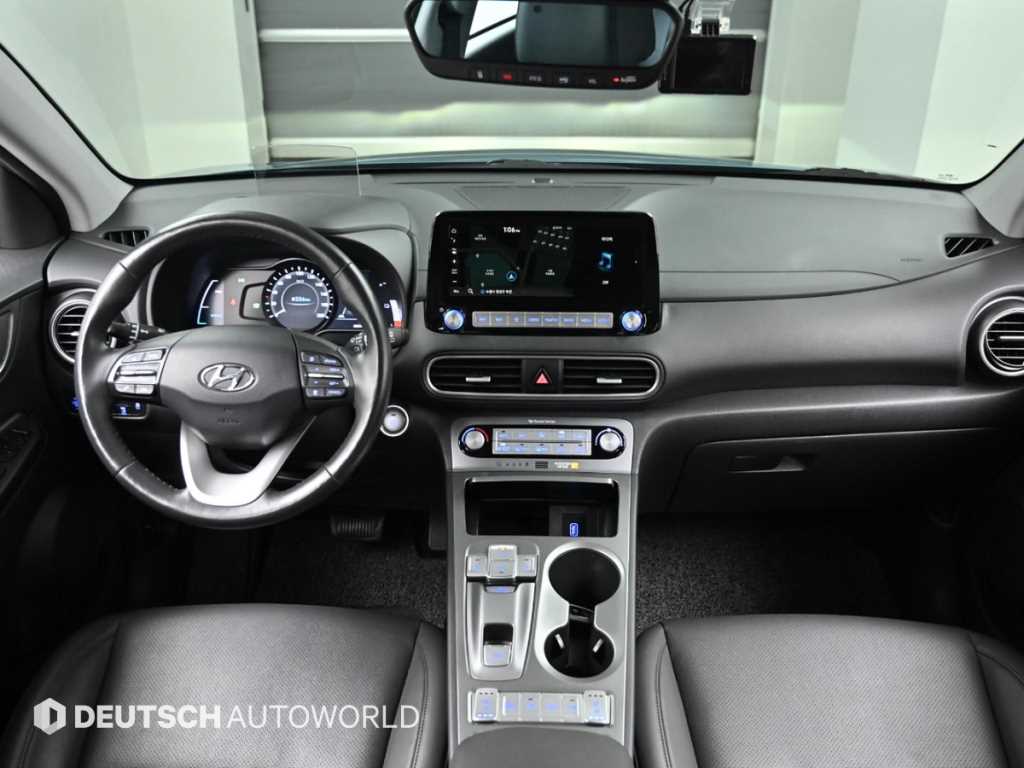 HYUNDAI Kona - Vista 9