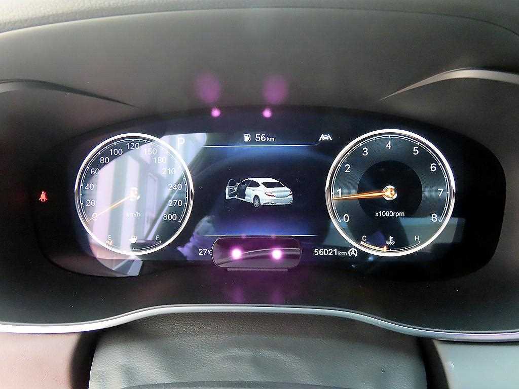 Genesis G70 - Vista 11