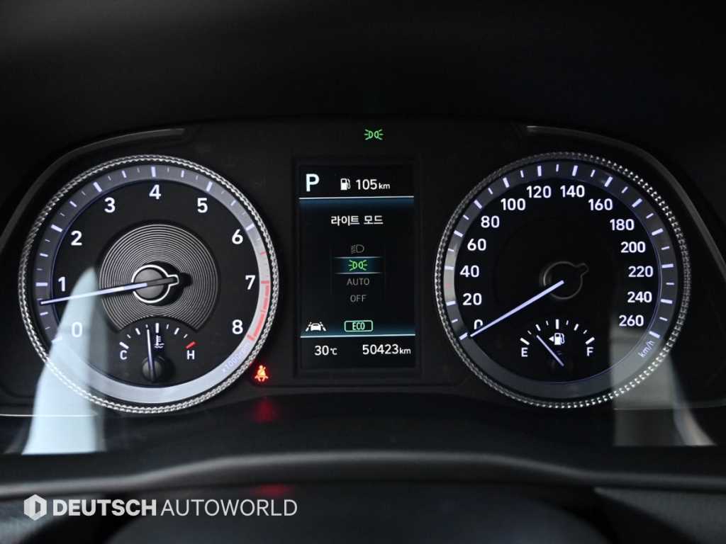 HYUNDAI Sonata - Vista 10