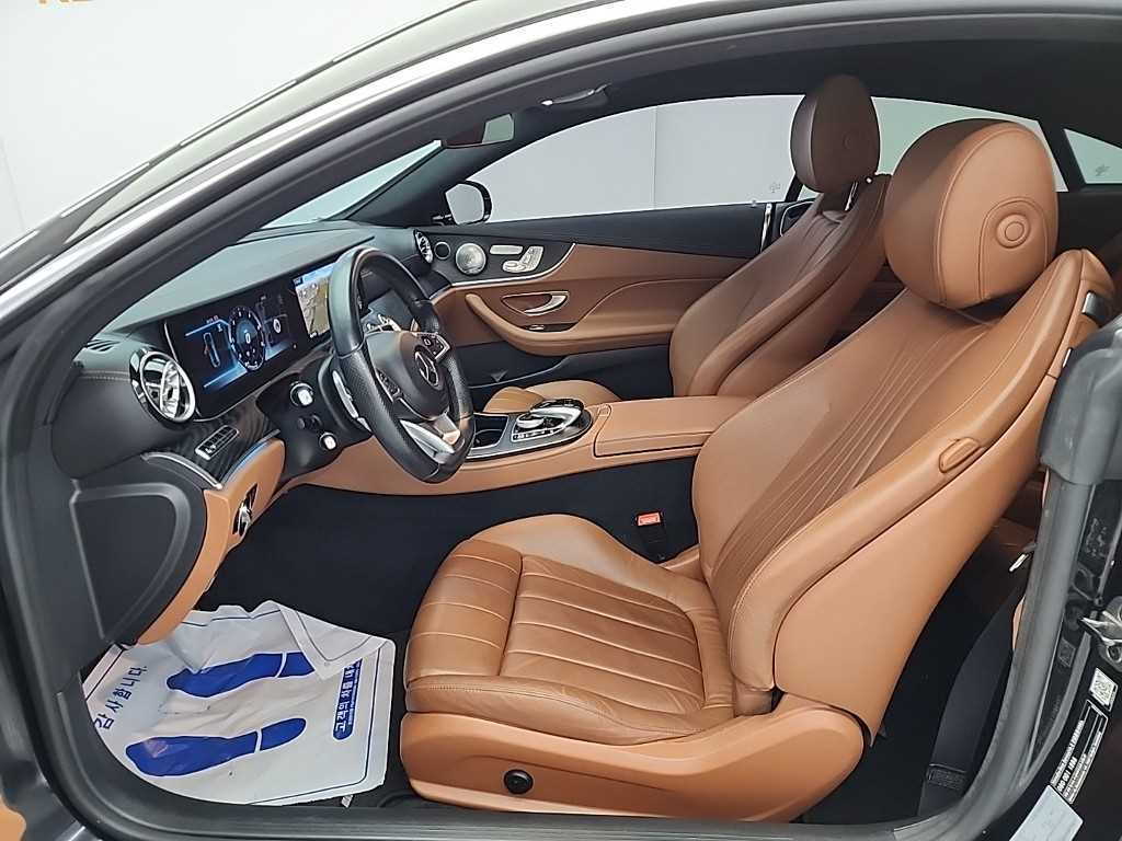 Mercedes Benz E class 2018 Negro - Importación desde Corea - HF Imports Iquique - Foto 13