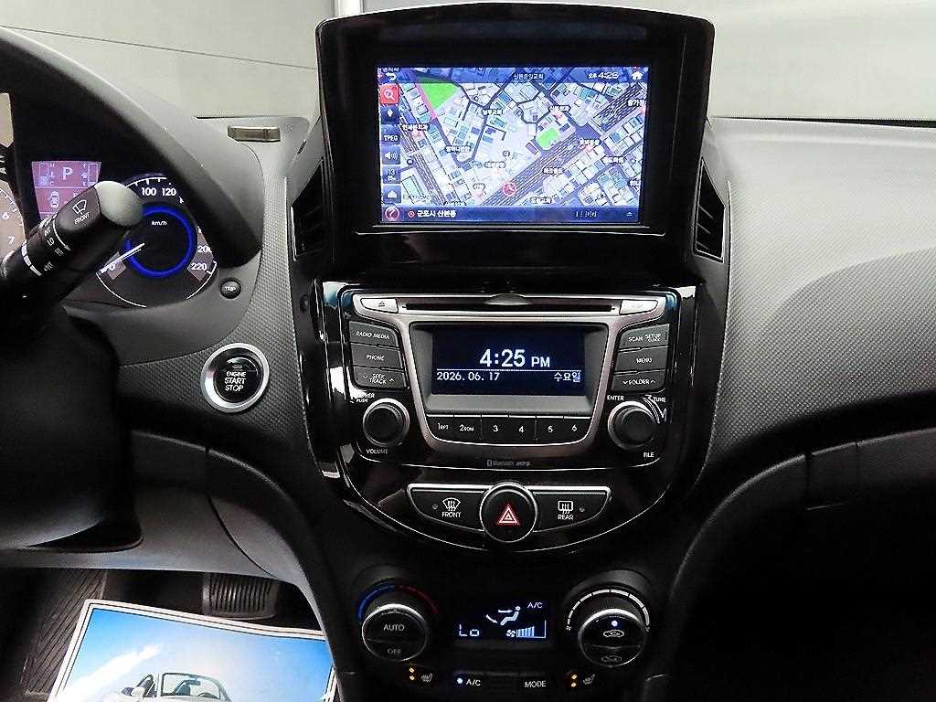 HYUNDAI Accent 2016 - Importación desde Corea - HF Imports Iquique - Foto 16