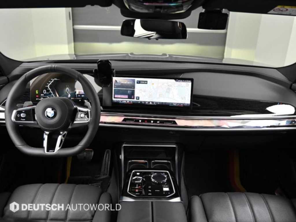 BMW 7 Series - Vista 9