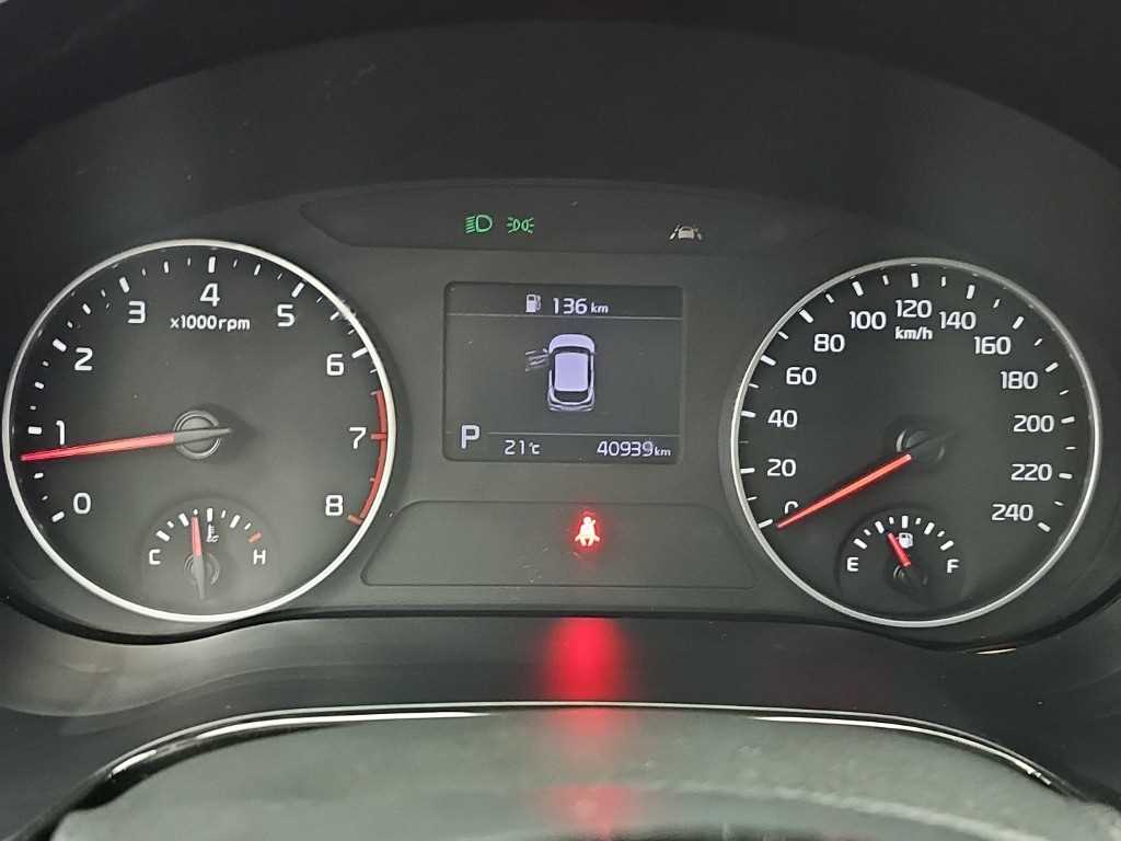 KIA Seltos - Vista 8