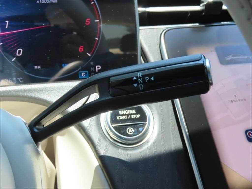 Mercedes Benz E class - Vista 8