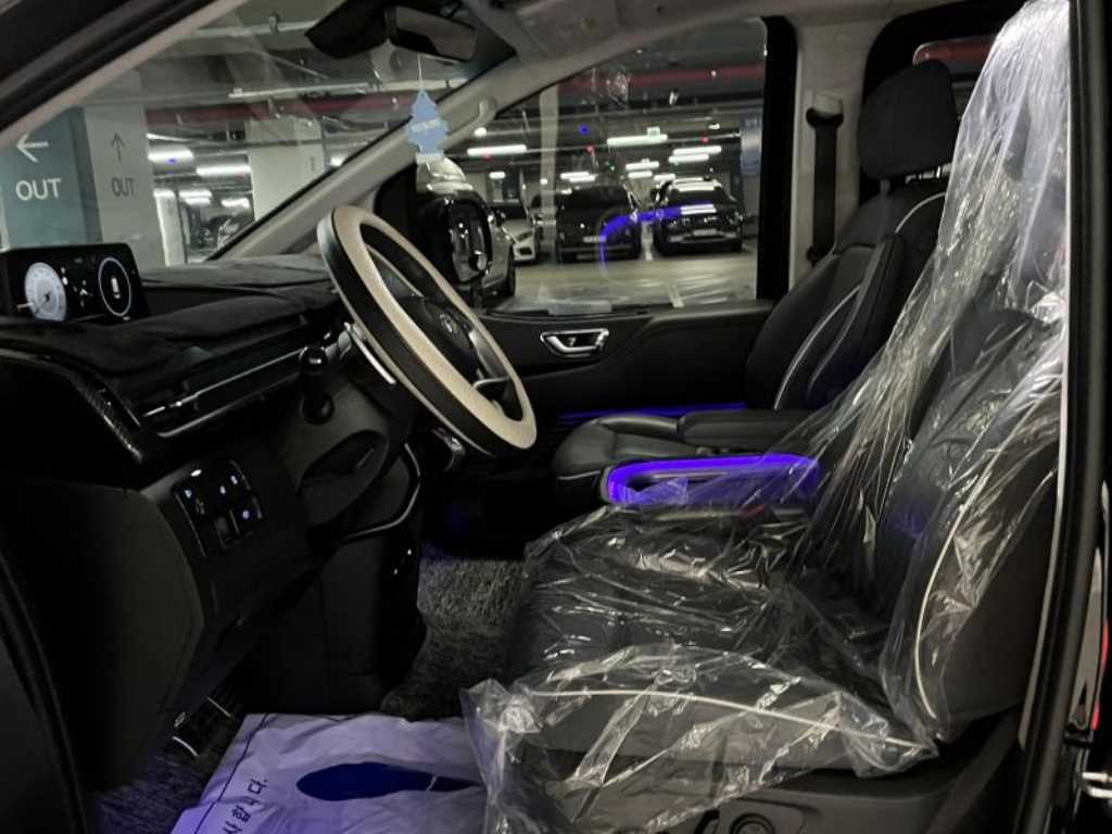 HYUNDAI Staria 2023 Negro - Importación desde Corea - HF Imports Iquique - Foto 16