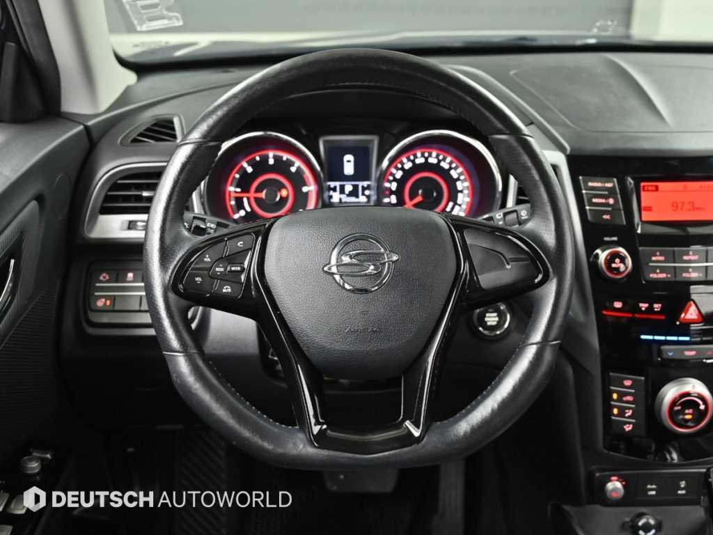 Ssangyong Tivoli 2017 Azul - Importación desde Corea - HF Imports Iquique - Foto 15