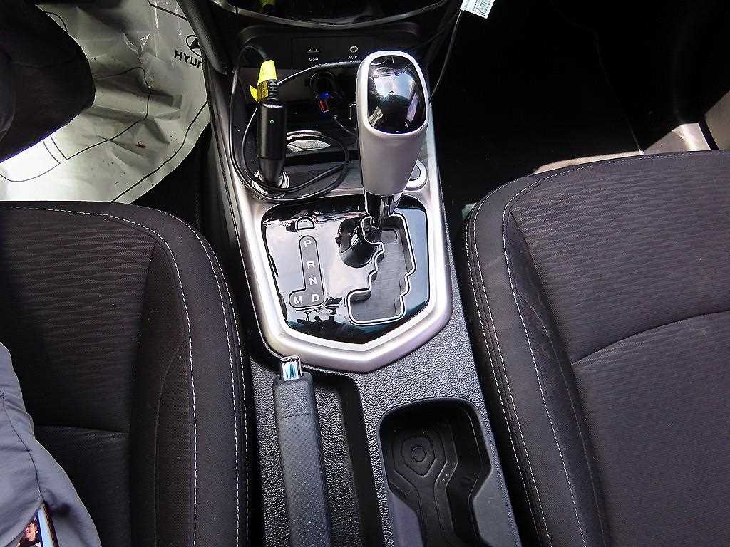 Ssangyong Tivoli - Vista 12