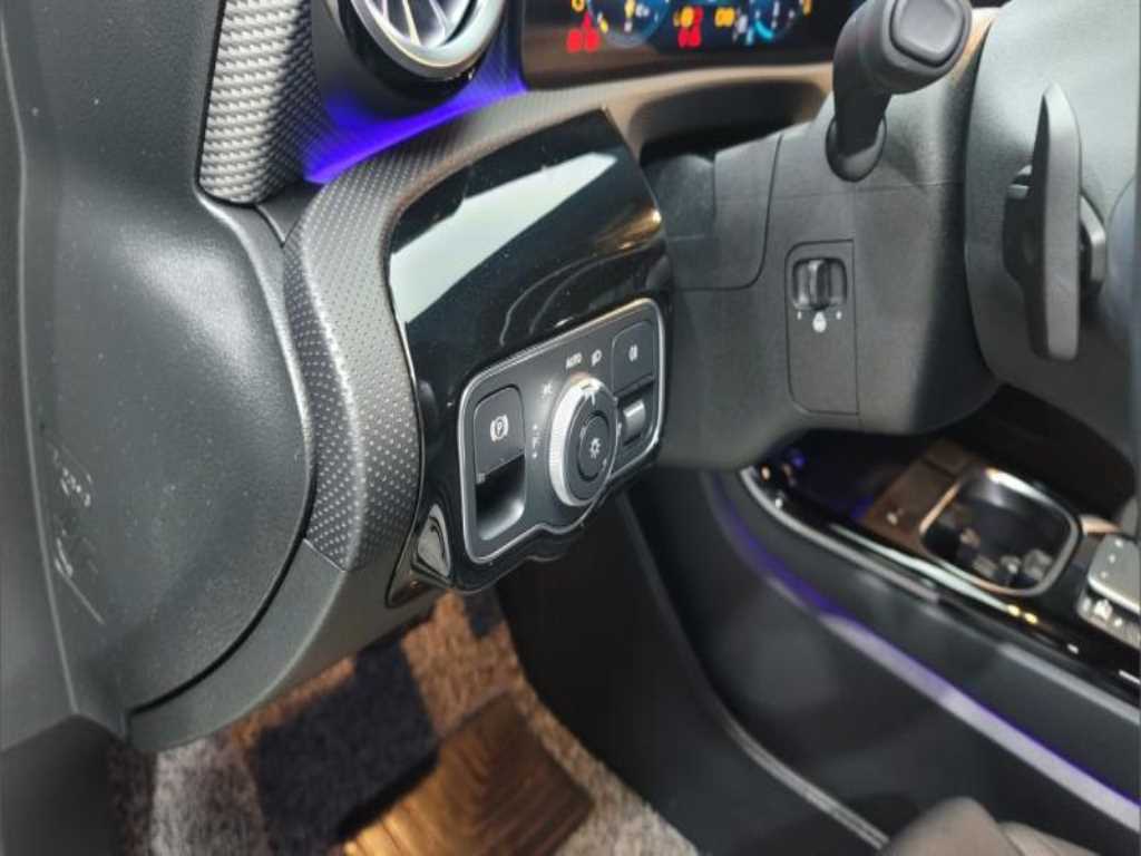 Mercedes Benz A Class - Vista 9