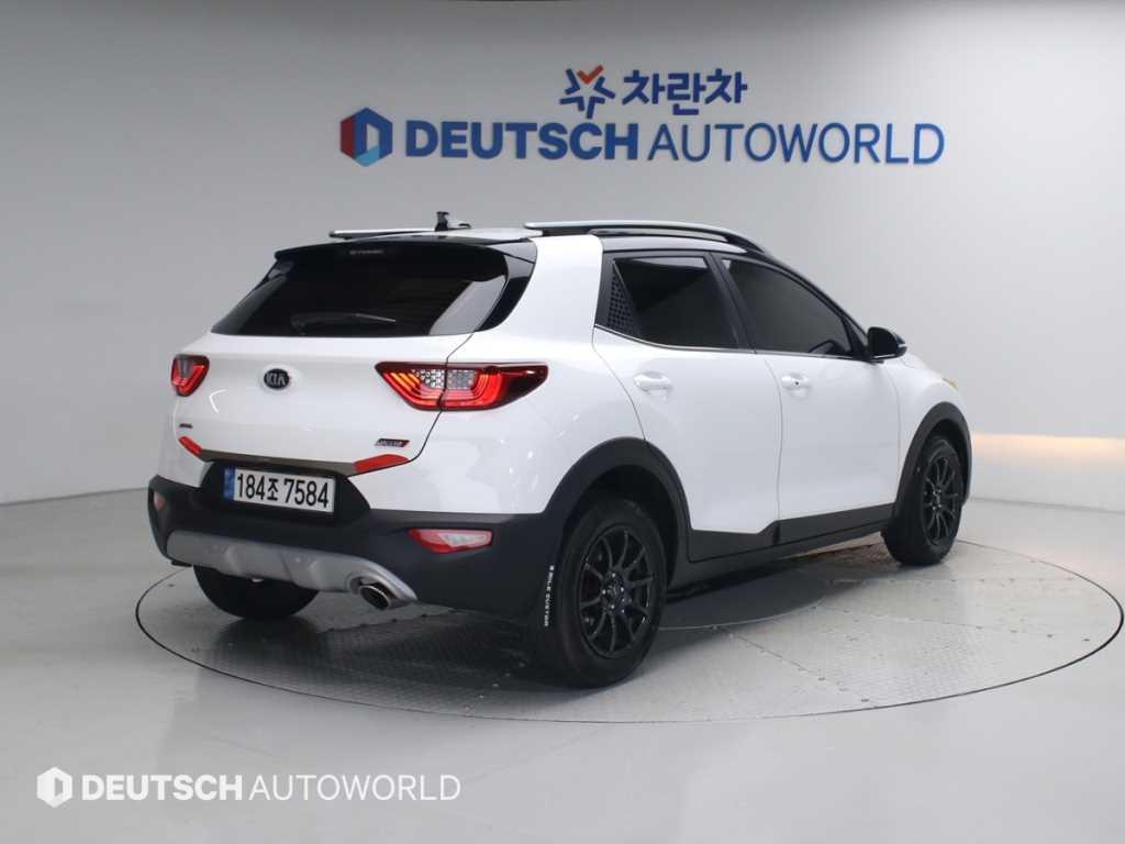 KIA Stonic - Vista 2