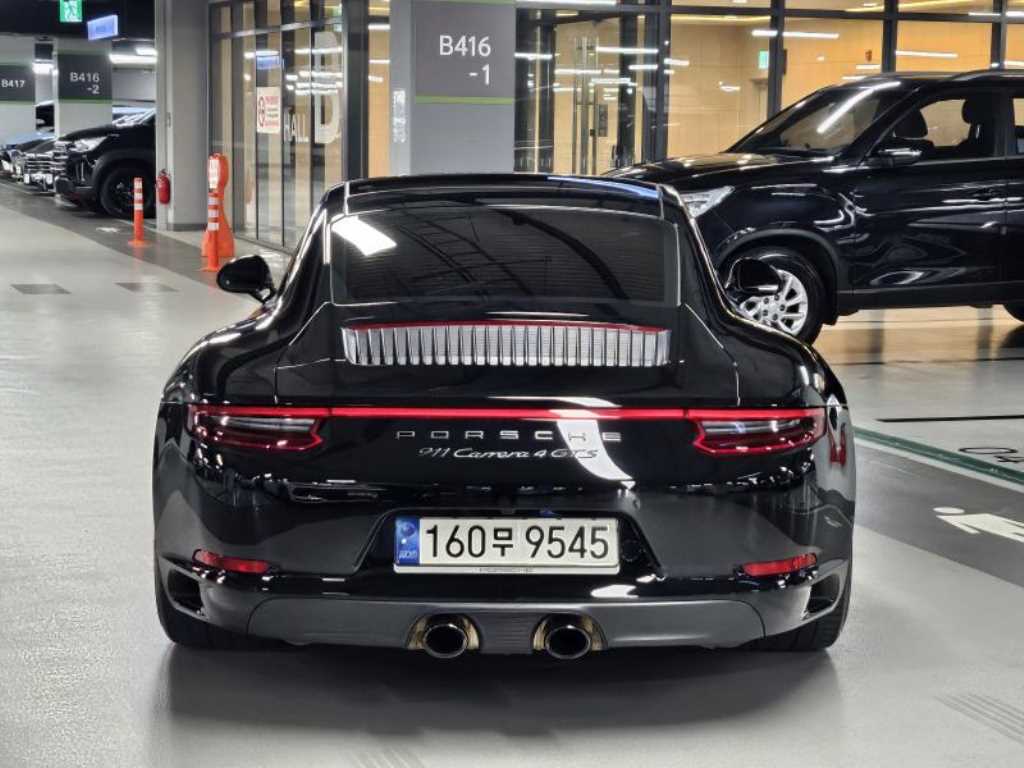 Porsche 911 - Vista 3