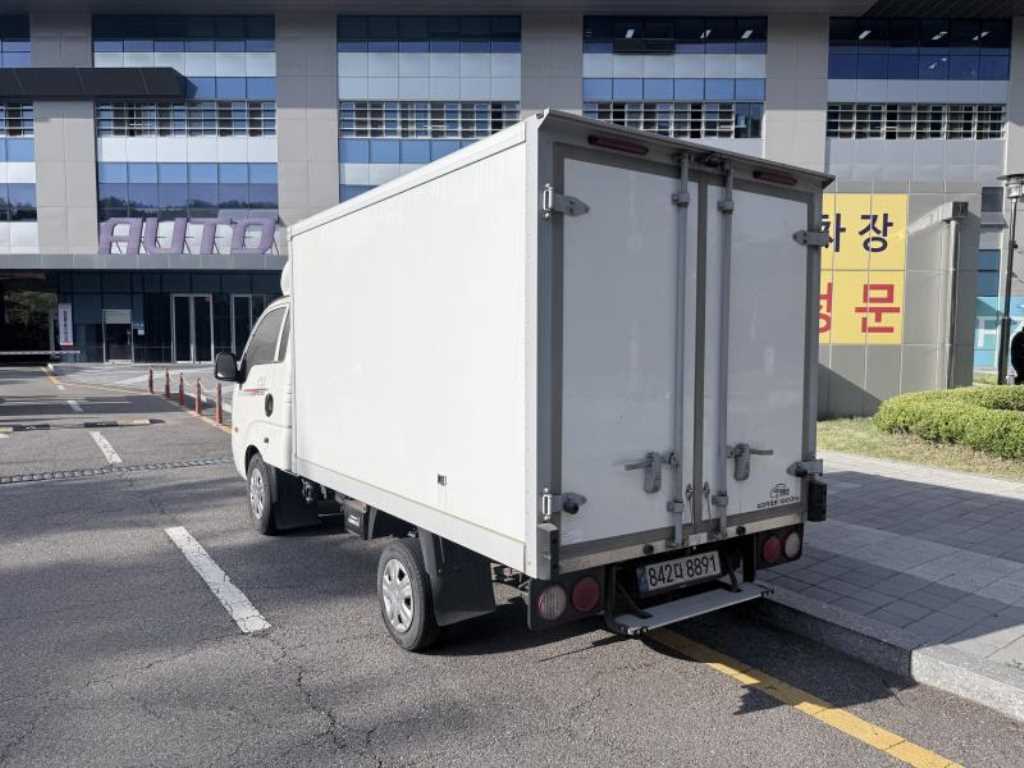 Small Truck Top_Refrigerator Top - Vista 7