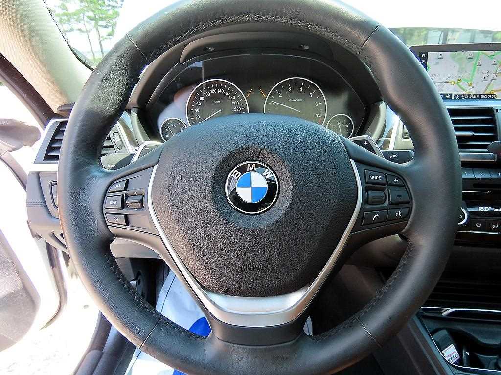 BMW 4 Series - Vista 10