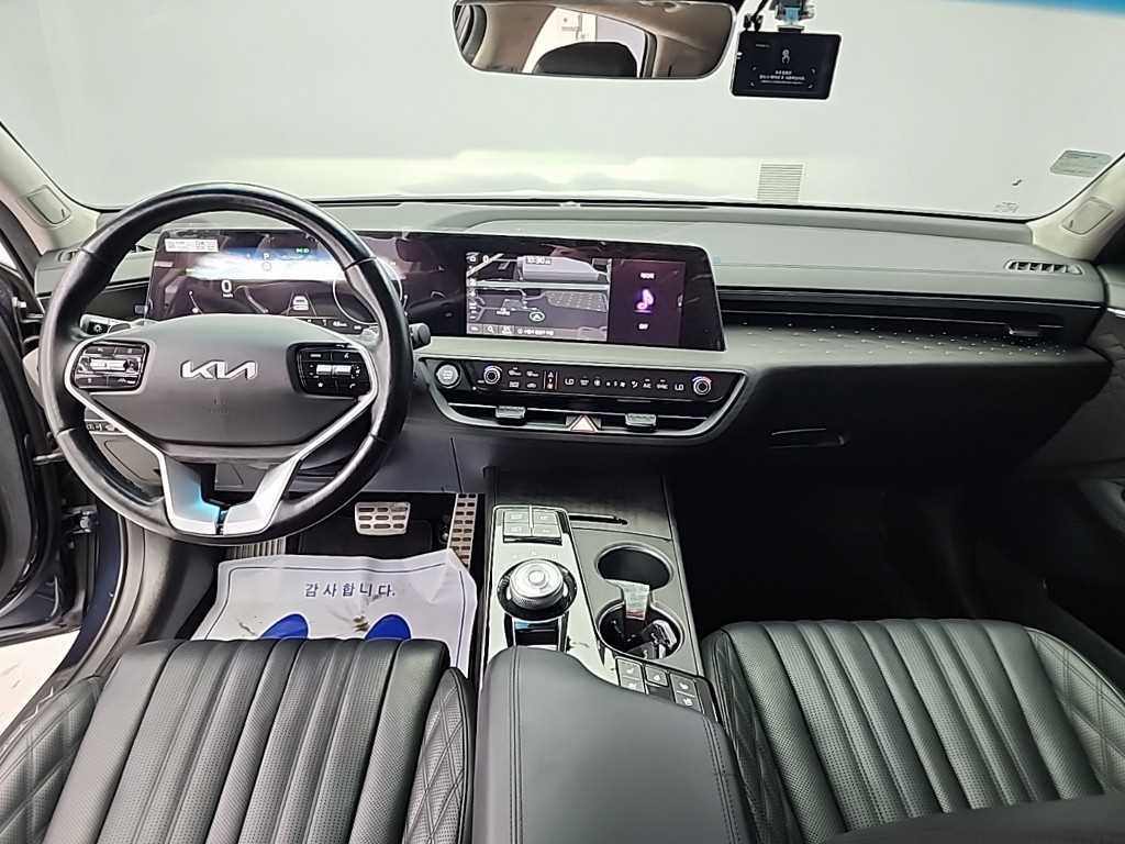 KIA K8 - Vista 10